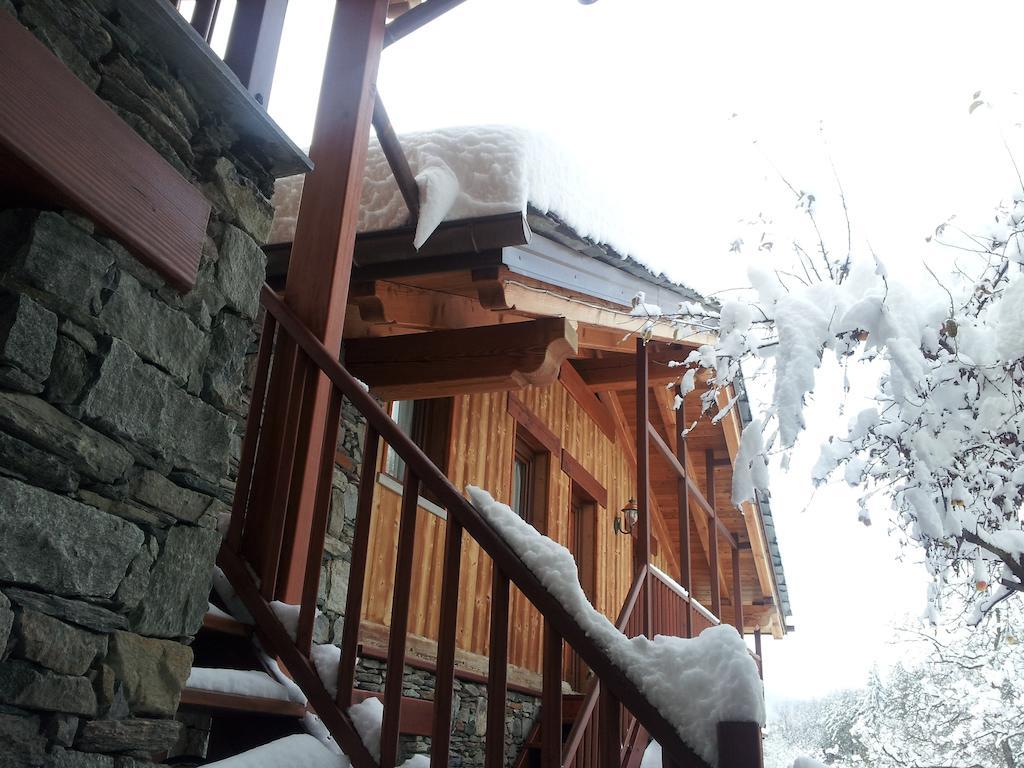 Eco Chalet Maison Dominique Challand-Saint-Anselme エクステリア 写真
