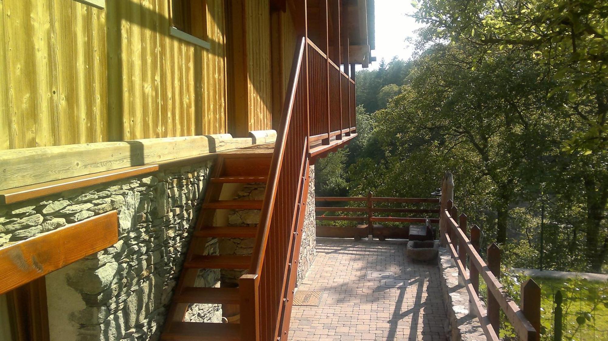 Eco Chalet Maison Dominique Challand-Saint-Anselme エクステリア 写真