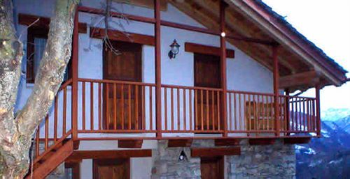 Eco Chalet Maison Dominique Challand-Saint-Anselme エクステリア 写真